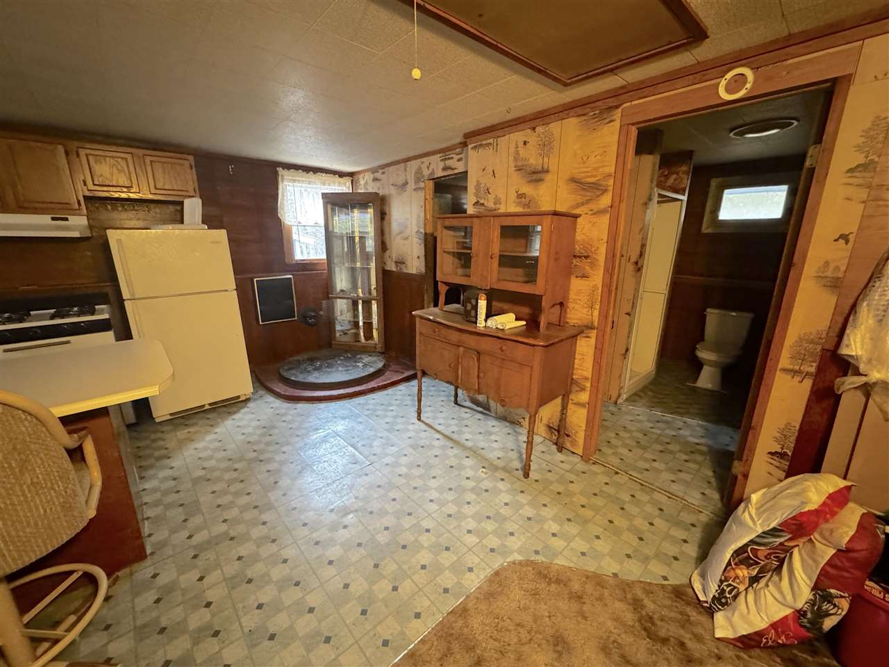 10285 Scanlon Drive Cheboygan MI 49721