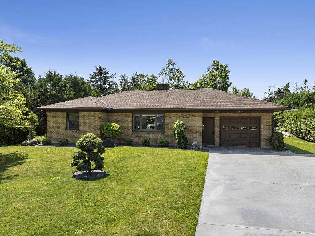 1028 Hoffman Street Petoskey MI 49770