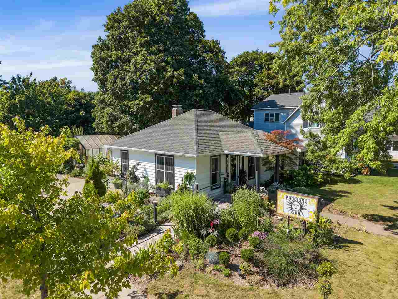 907 Bridge Street Charlevoix MI 49720