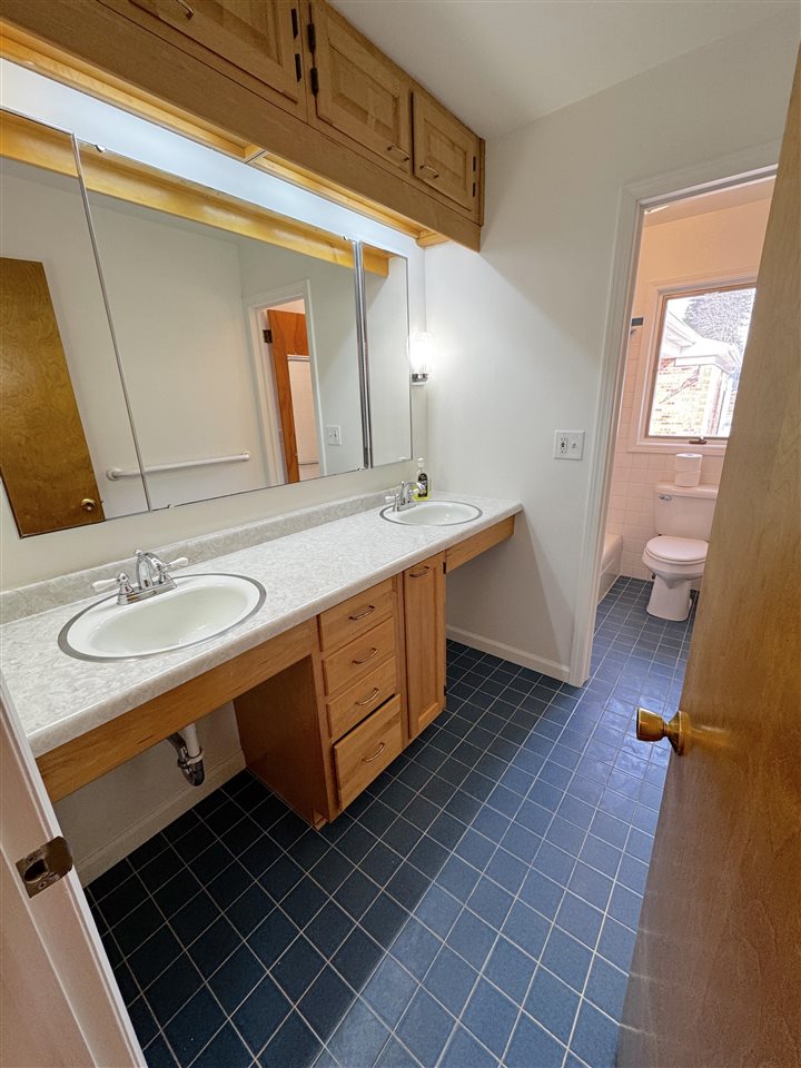 1180 Winnell Court Petoskey MI 49770