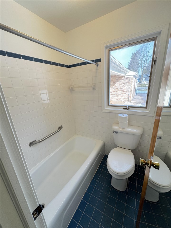 1180 Winnell Court Petoskey MI 49770