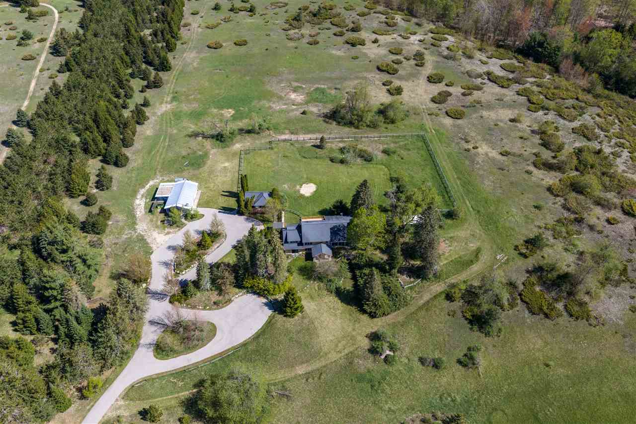 776 Quick Road Harbor Springs MI 49740