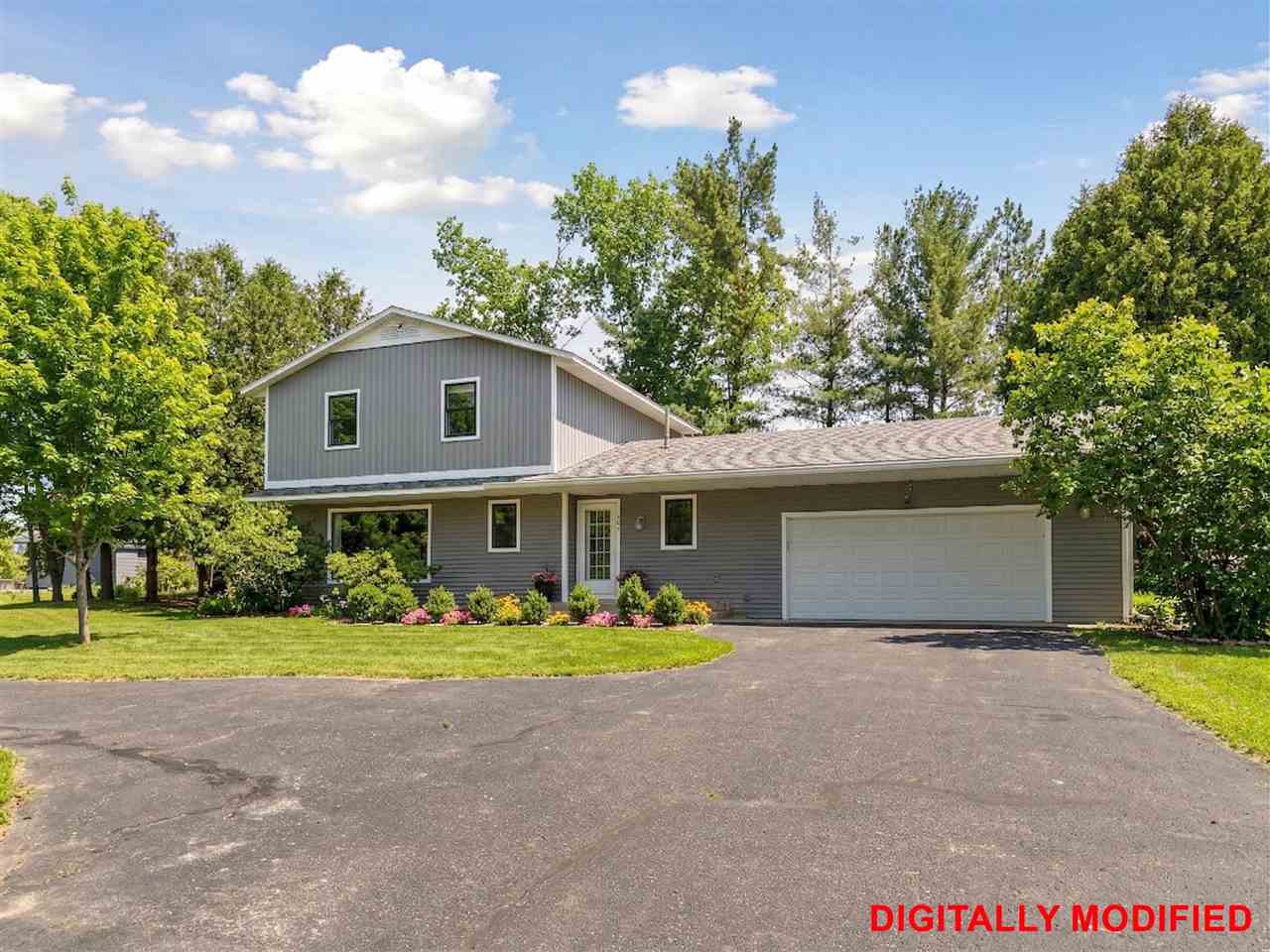 540 W Summit Street Harbor Springs MI 49740