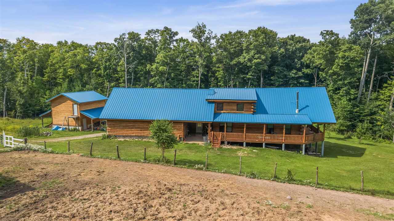 750 E Lakeview Road Levering MI 49755