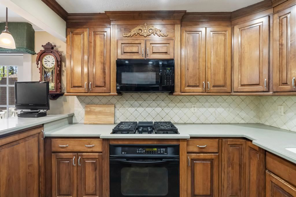 214 Newman Street Charlevoix MI 49720