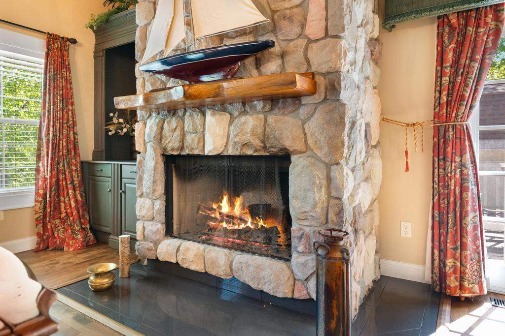 214 Newman Street Charlevoix MI 49720