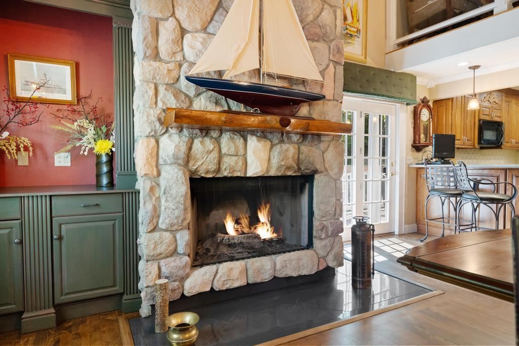 214 Newman Street Charlevoix MI 49720