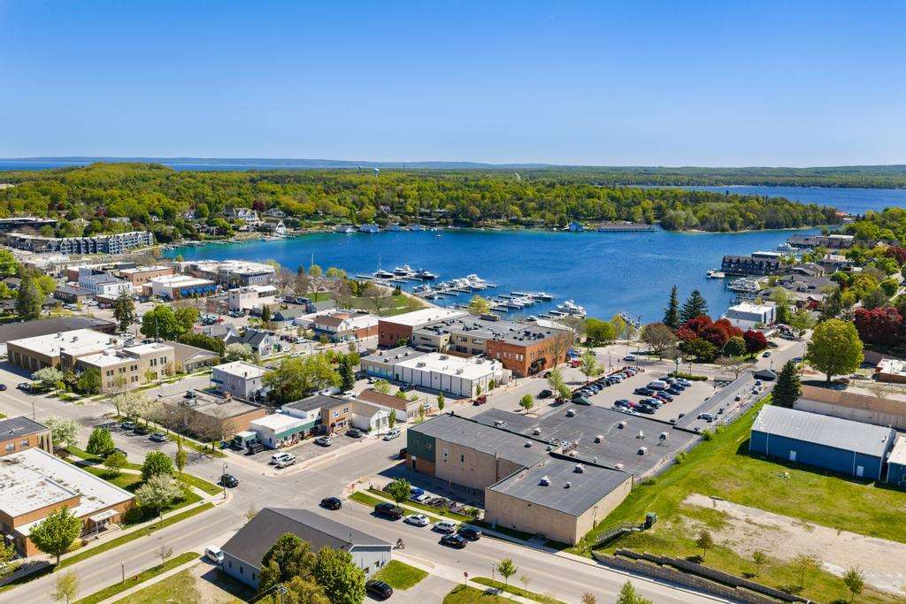 214 Newman Street Charlevoix MI 49720