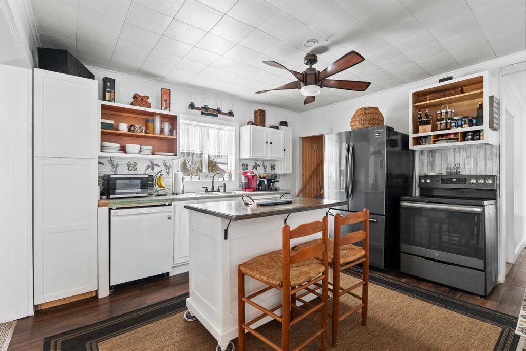 2523 Howard Road Petoskey MI 49770