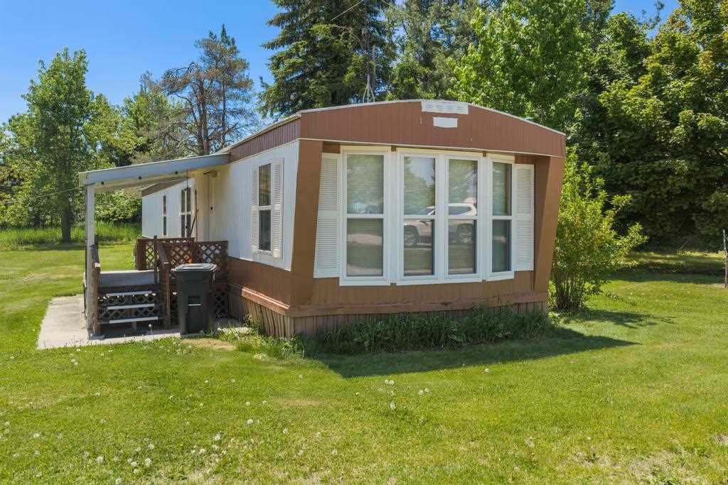 2523 Howard Road Petoskey MI 49770