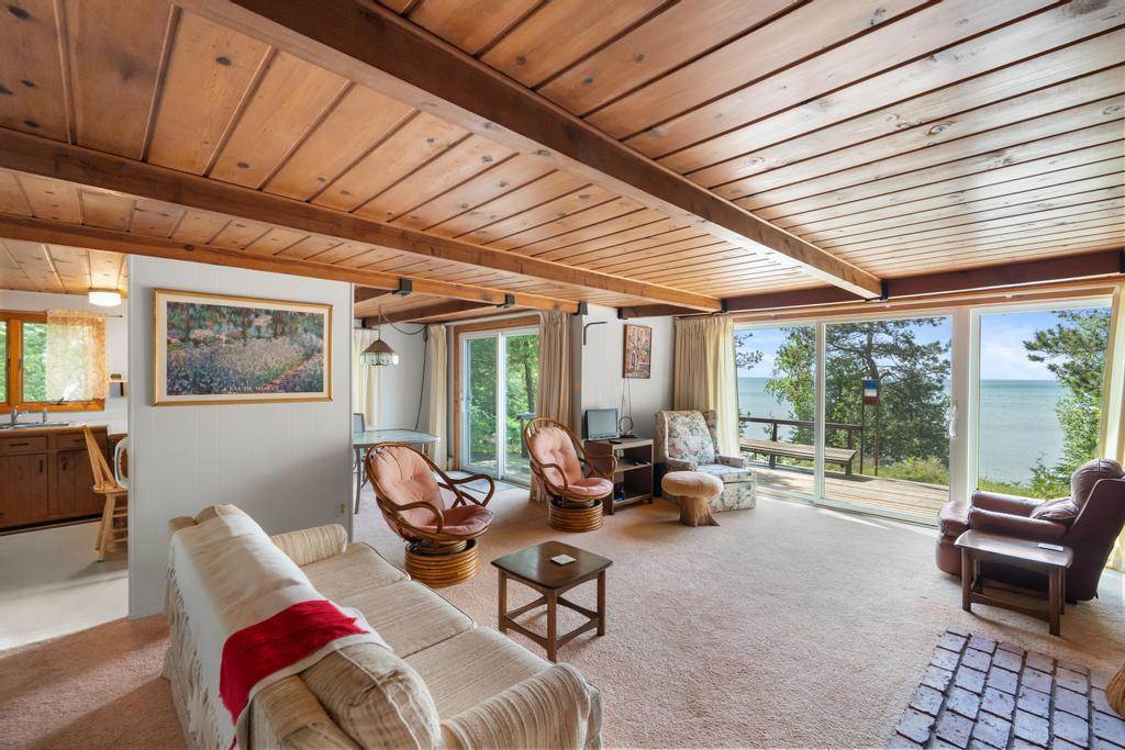 04883 Lakeshore Drive Charlevoix MI 49720-0000