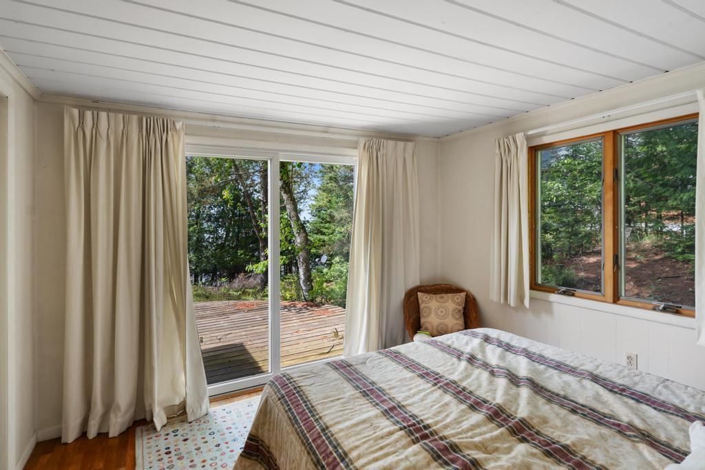 04883 Lakeshore Drive Charlevoix MI 49720-0000