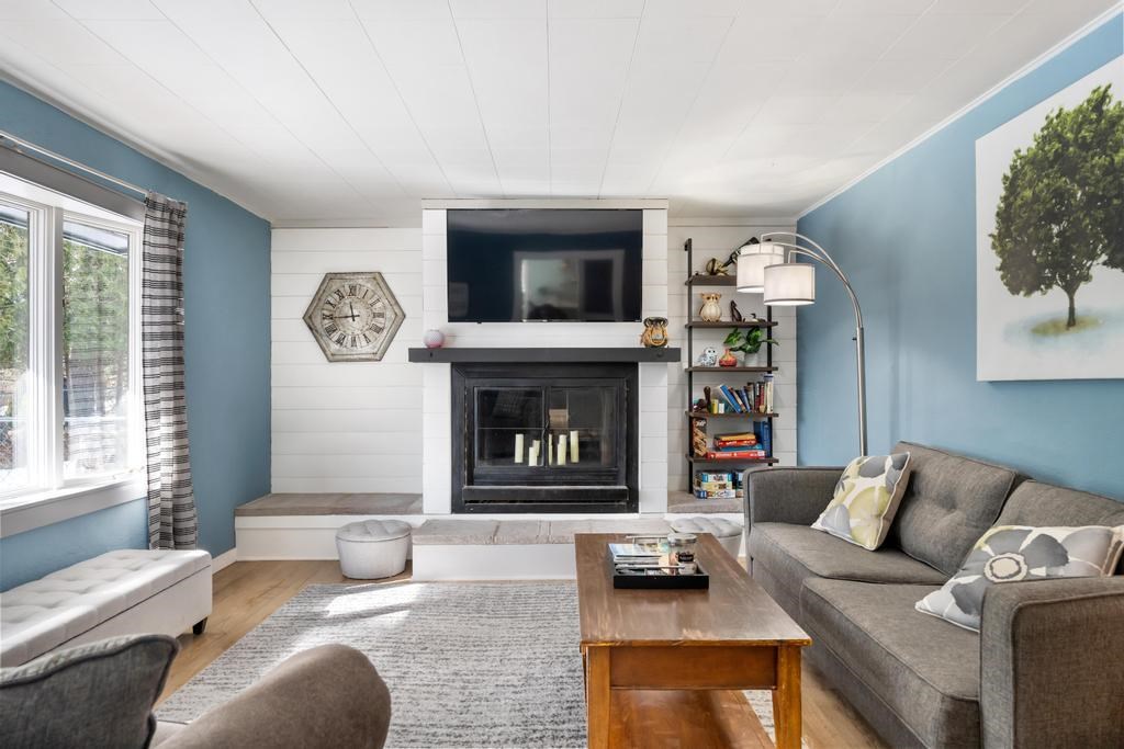 925 Charlevoix Boyne City MI 49712