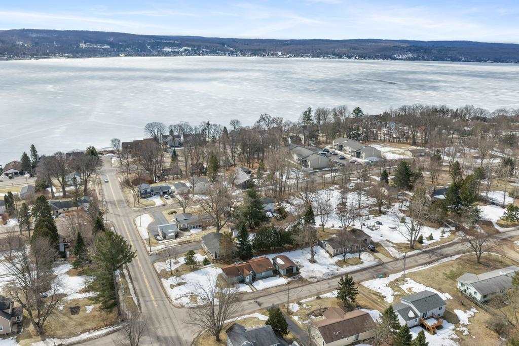 925 Charlevoix Boyne City MI 49712