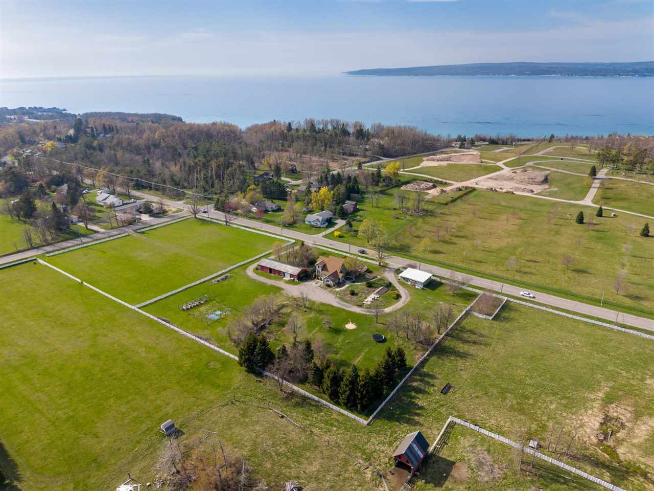2035 W Sheridan Street Petoskey MI 49770