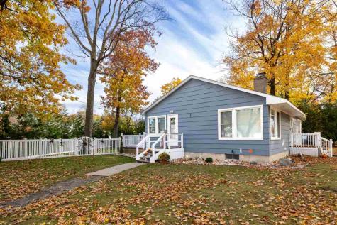 101 Oak Street Charlevoix MI 49720
