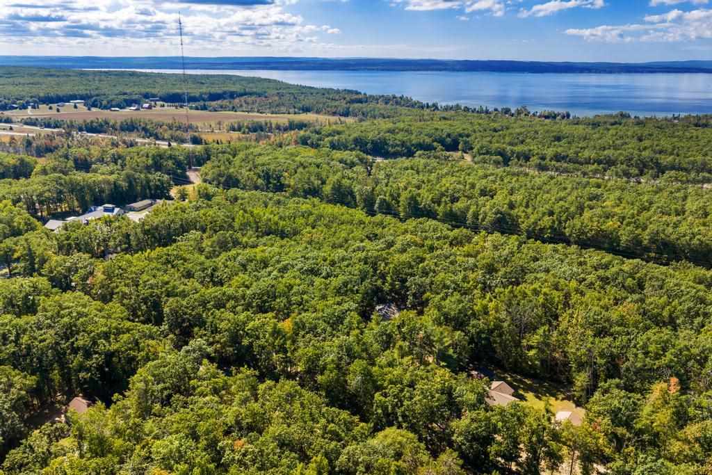 231 Ranch Road Indian River MI 49749