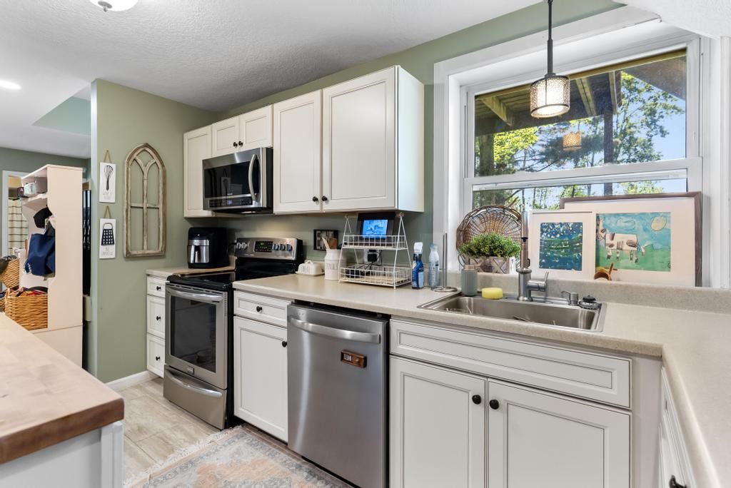 1965 W Conway Lane Harbor Springs MI 49740