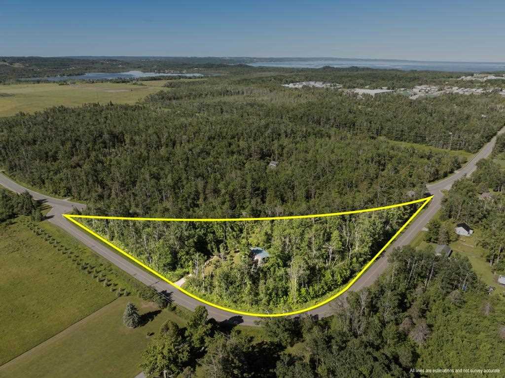 1965 W Conway Lane Harbor Springs MI 49740