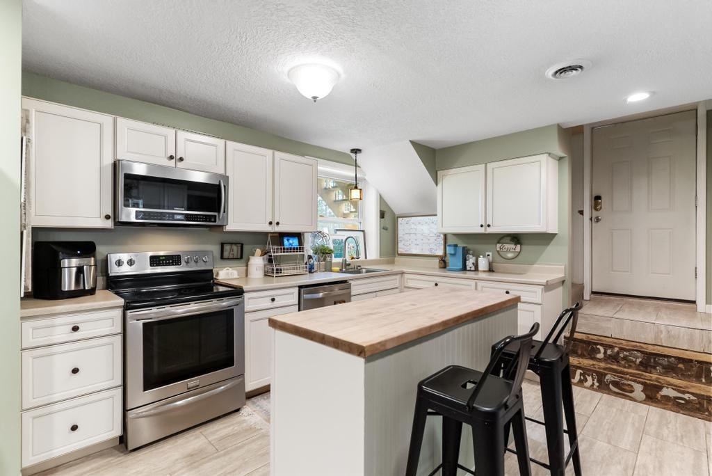 1965 W Conway Lane Harbor Springs MI 49740