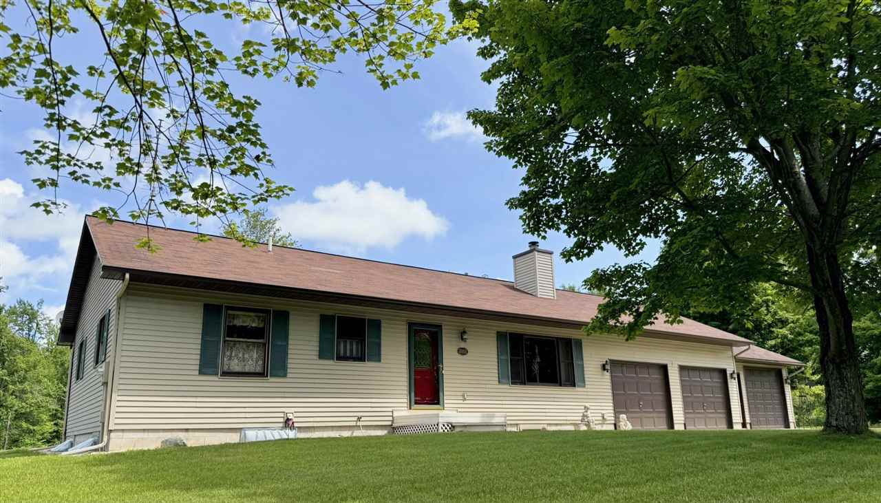 6955 Cedar Road Alanson MI 49706
