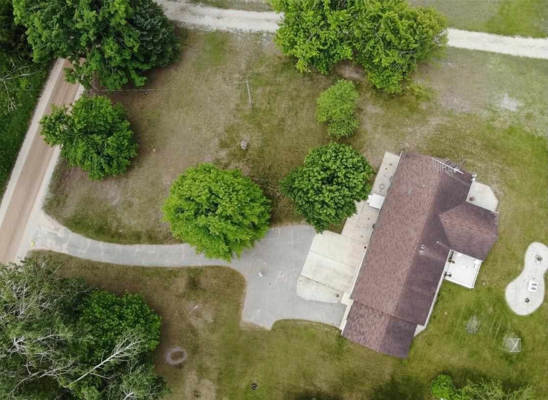 6955 Cedar Road Alanson MI 49706