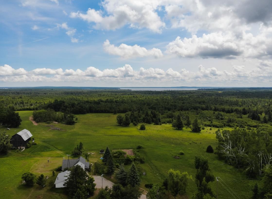 6955 Cedar Road Alanson MI 49706