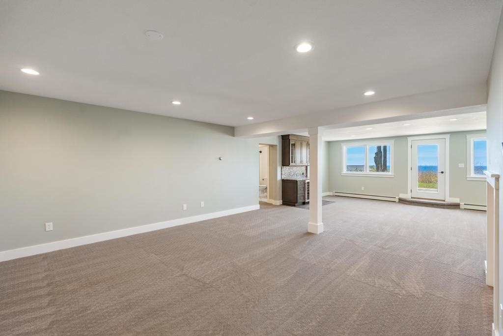 1248 Autumn Lane Petoskey MI 49770