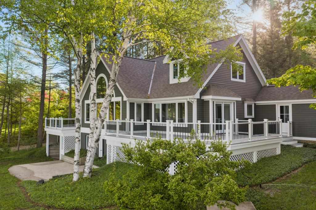 1248 Autumn Lane Petoskey MI 49770
