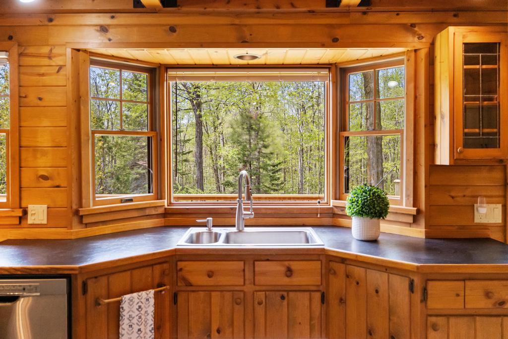 1396 Blackbird Road Petoskey MI 49770