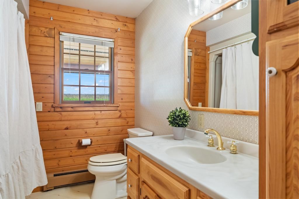 1396 Blackbird Road Petoskey MI 49770