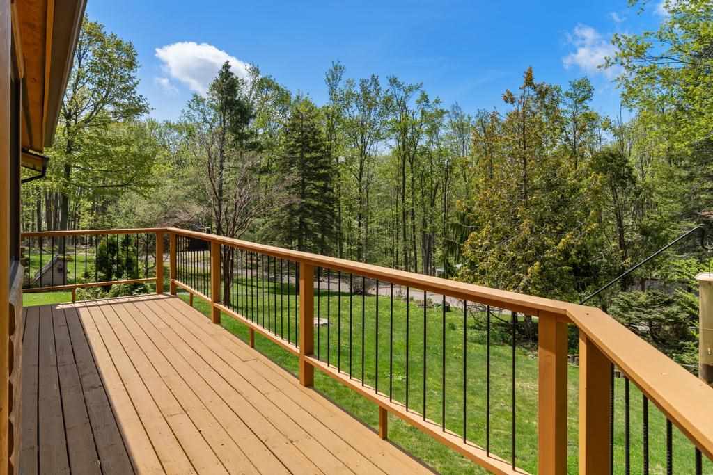 1396 Blackbird Road Petoskey MI 49770