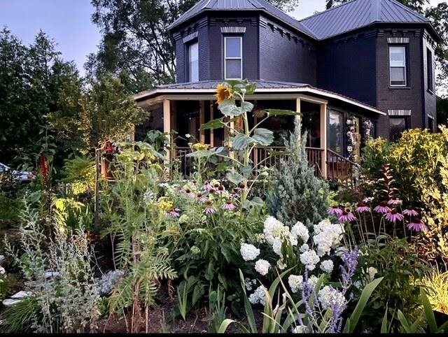 108 Petoskey Avenue Charlevoix MI 49720