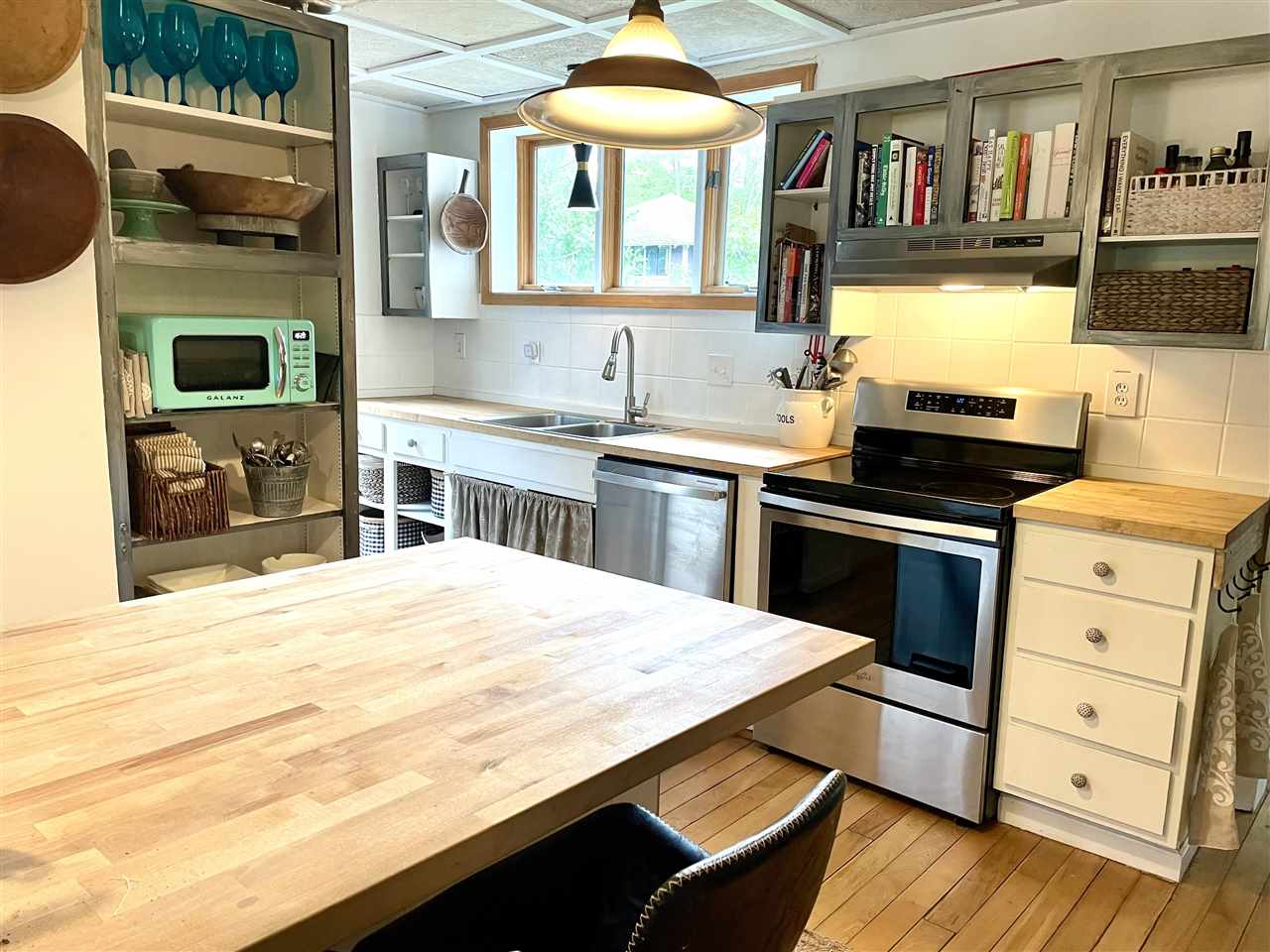 108 Petoskey Avenue Charlevoix MI 49720