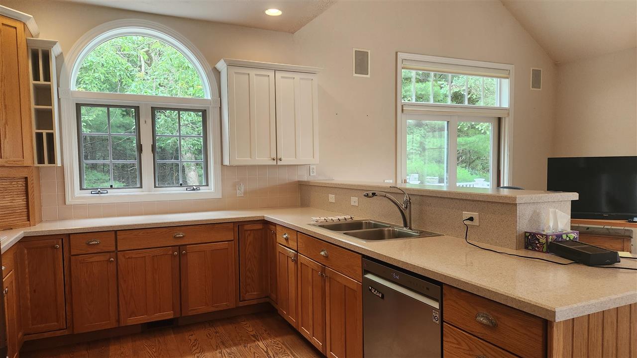 3397 Quick Harbor Springs MI 49720