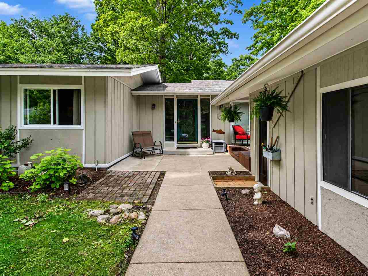 12593 Fern Place Charlevoix MI 49720