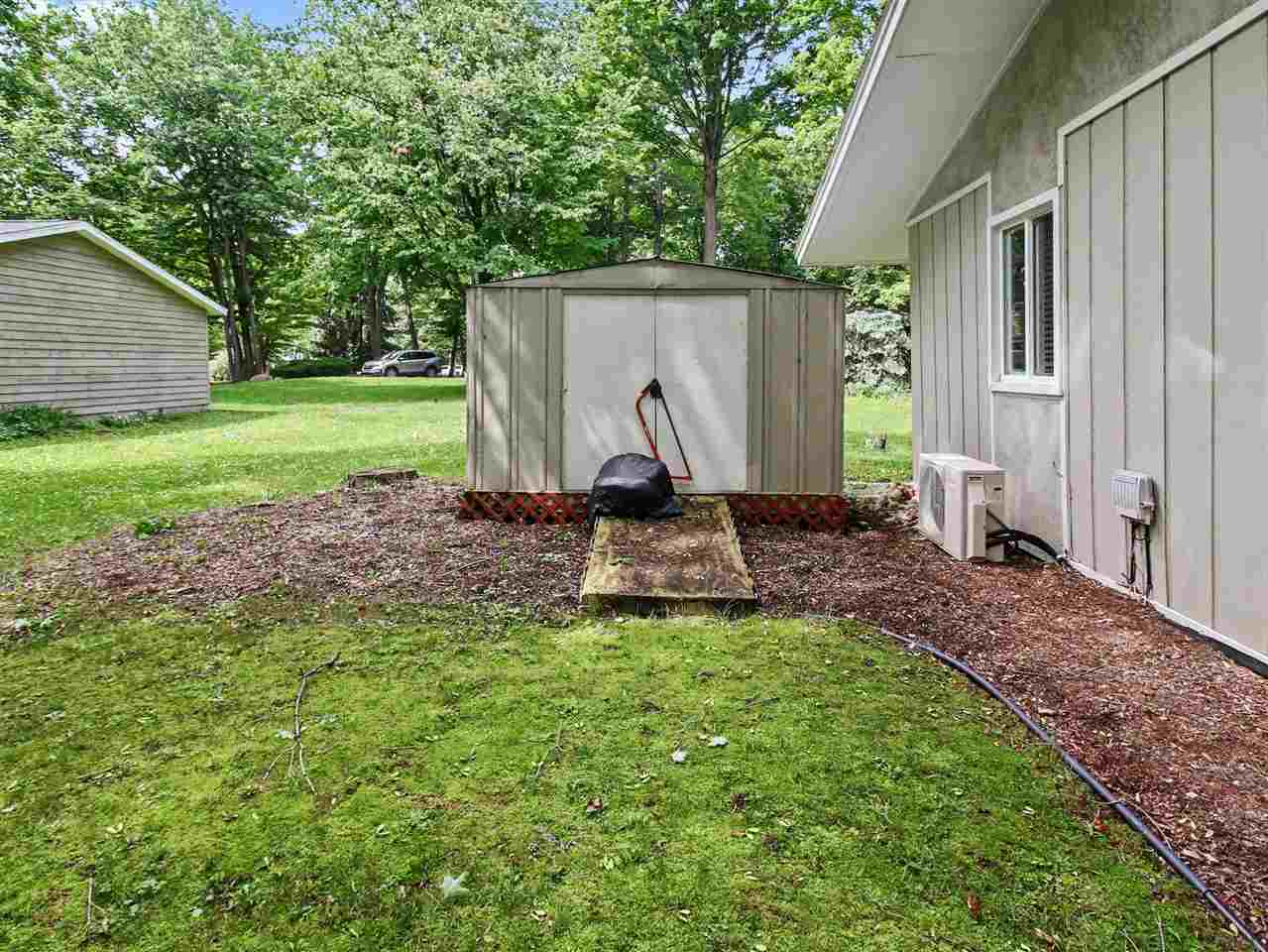 12593 Fern Place Charlevoix MI 49720