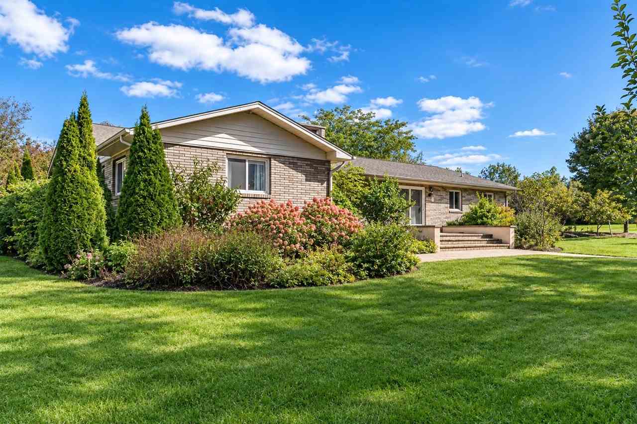991 Cross Creek Lane Petoskey MI 49770