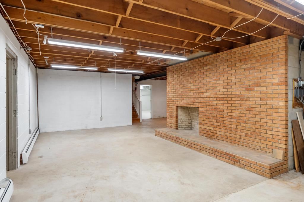 991 Cross Creek Lane Petoskey MI 49770