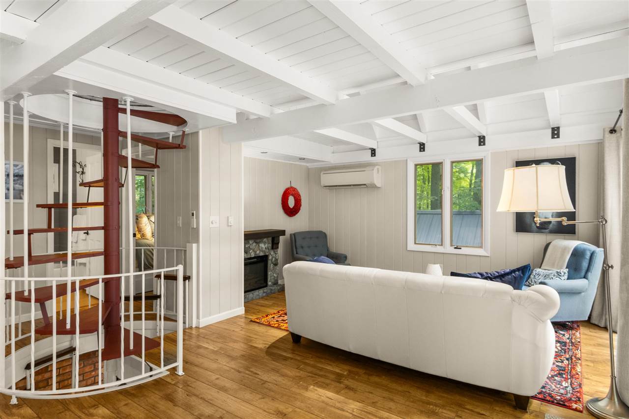 6631 Wasservalden Strasse Bellaire MI 49615