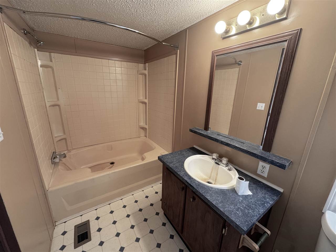 2288 Riggsville Road Cheboygan MI 49721