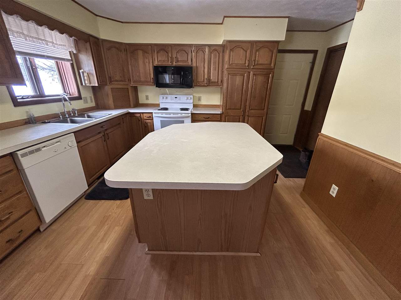 6737 Honeysette Road Street Alanson MI 49706