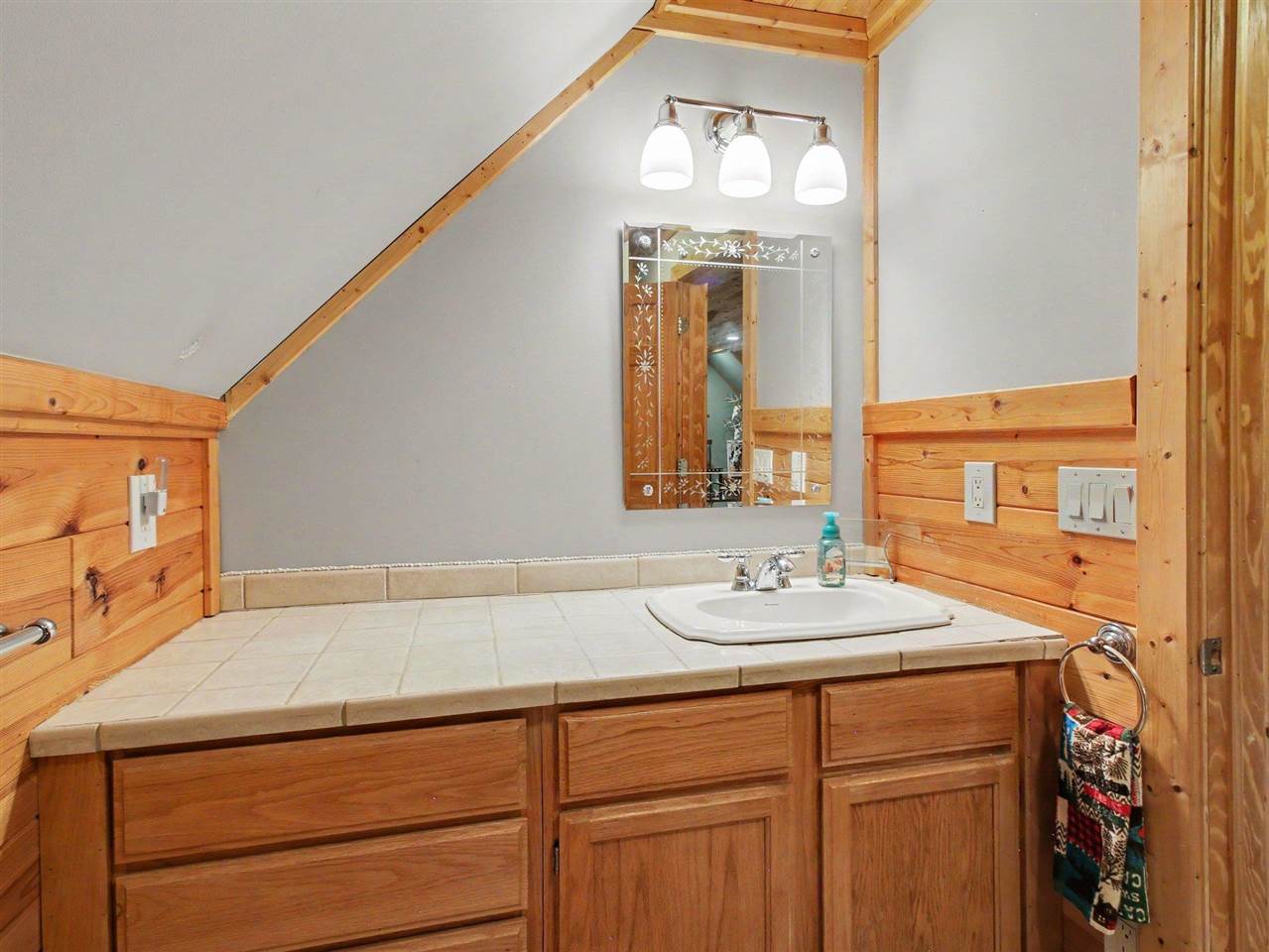 1850 Abbey Road Petoskey MI 49770