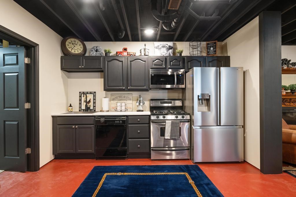 11110 Wildwood Road Petoskey MI 49770