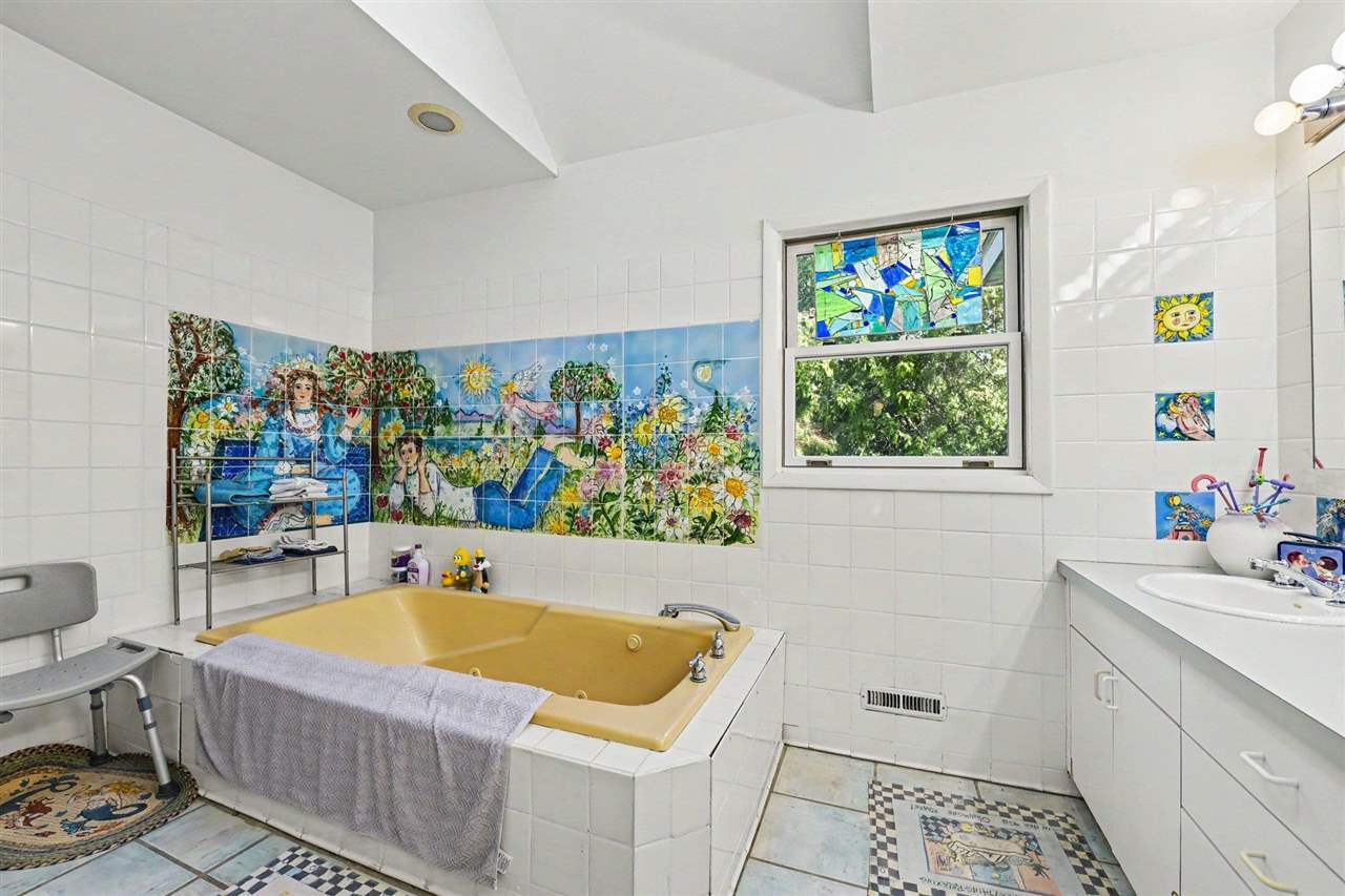 106 Overlook Drive Charlevoix MI 49720