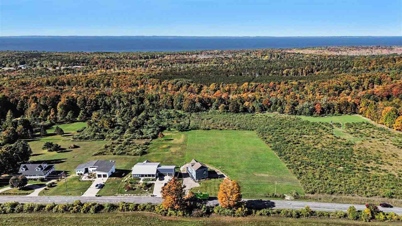 5815 Farrell Road Central Lake MI 49622