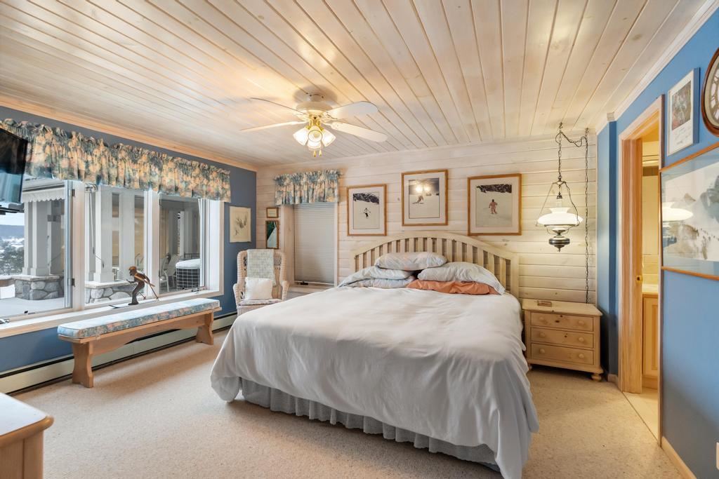 1022 Ridgeline Drive Boyne City MI 49712