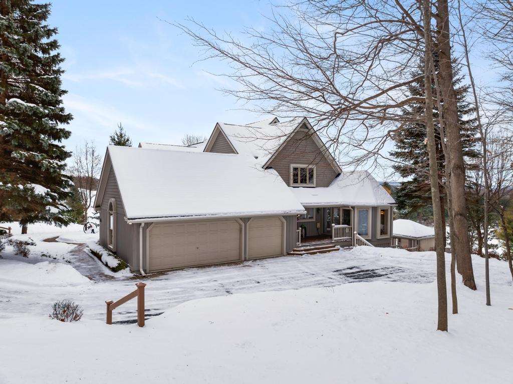 1022 Ridgeline Drive Boyne City MI 49712