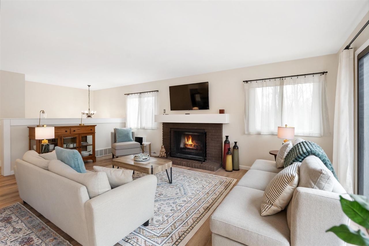 1646 Broken Bow Harbor Springs MI 49740