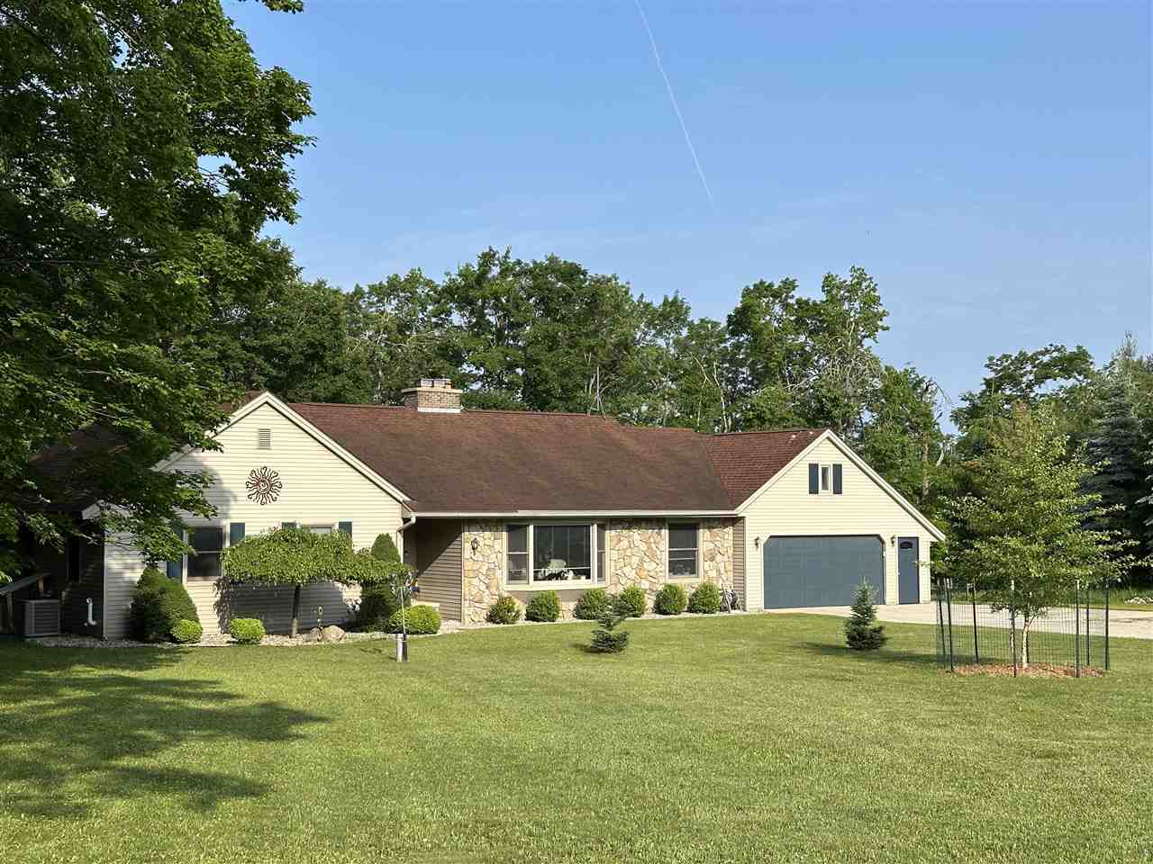 08015 Mulberry Lane Charlevoix MI 49720